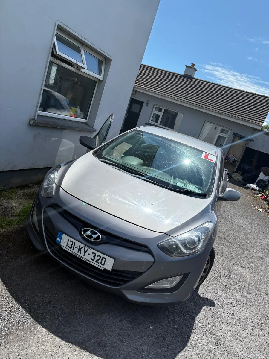 Hyundai i30 2013 - Image 2