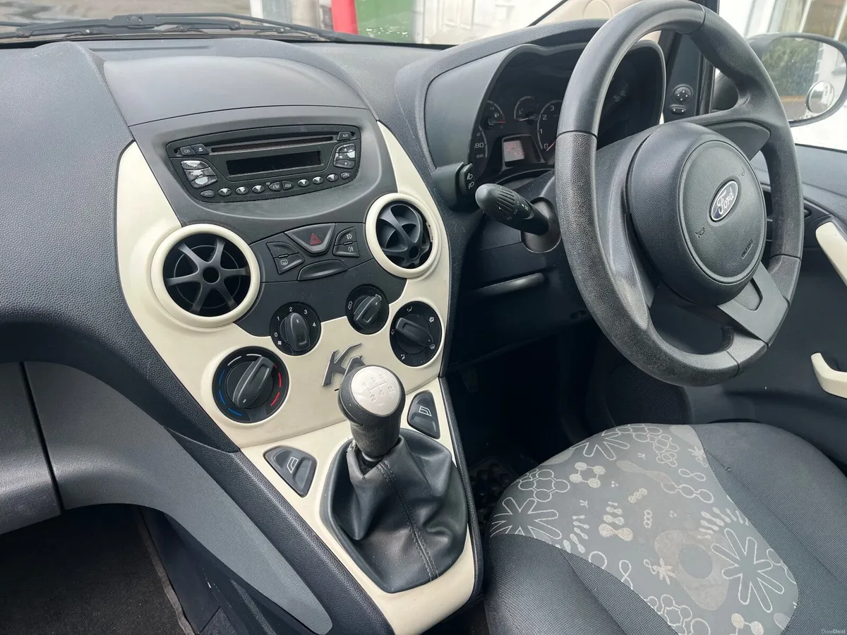 Ford KA 2009 - Image 5