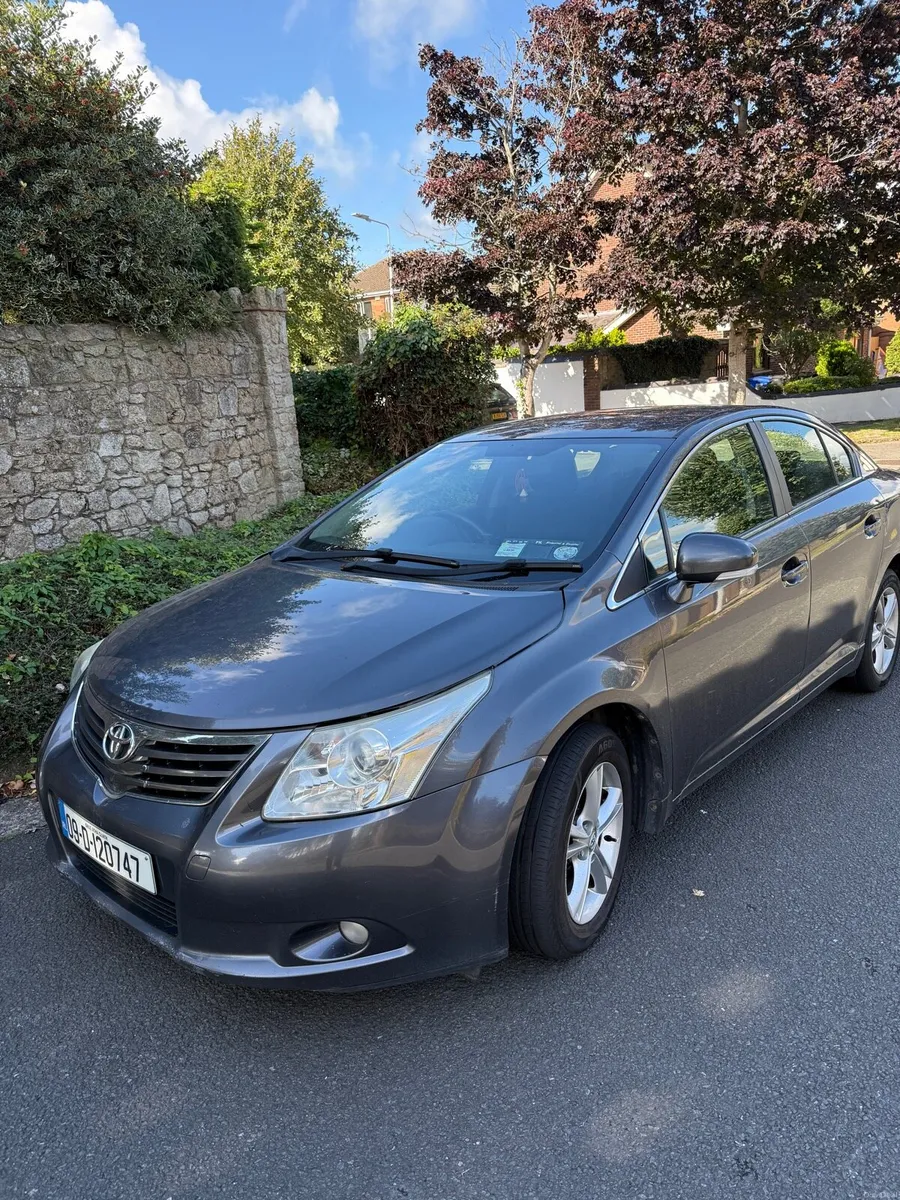 Toyota Avensis 2009 - Image 1