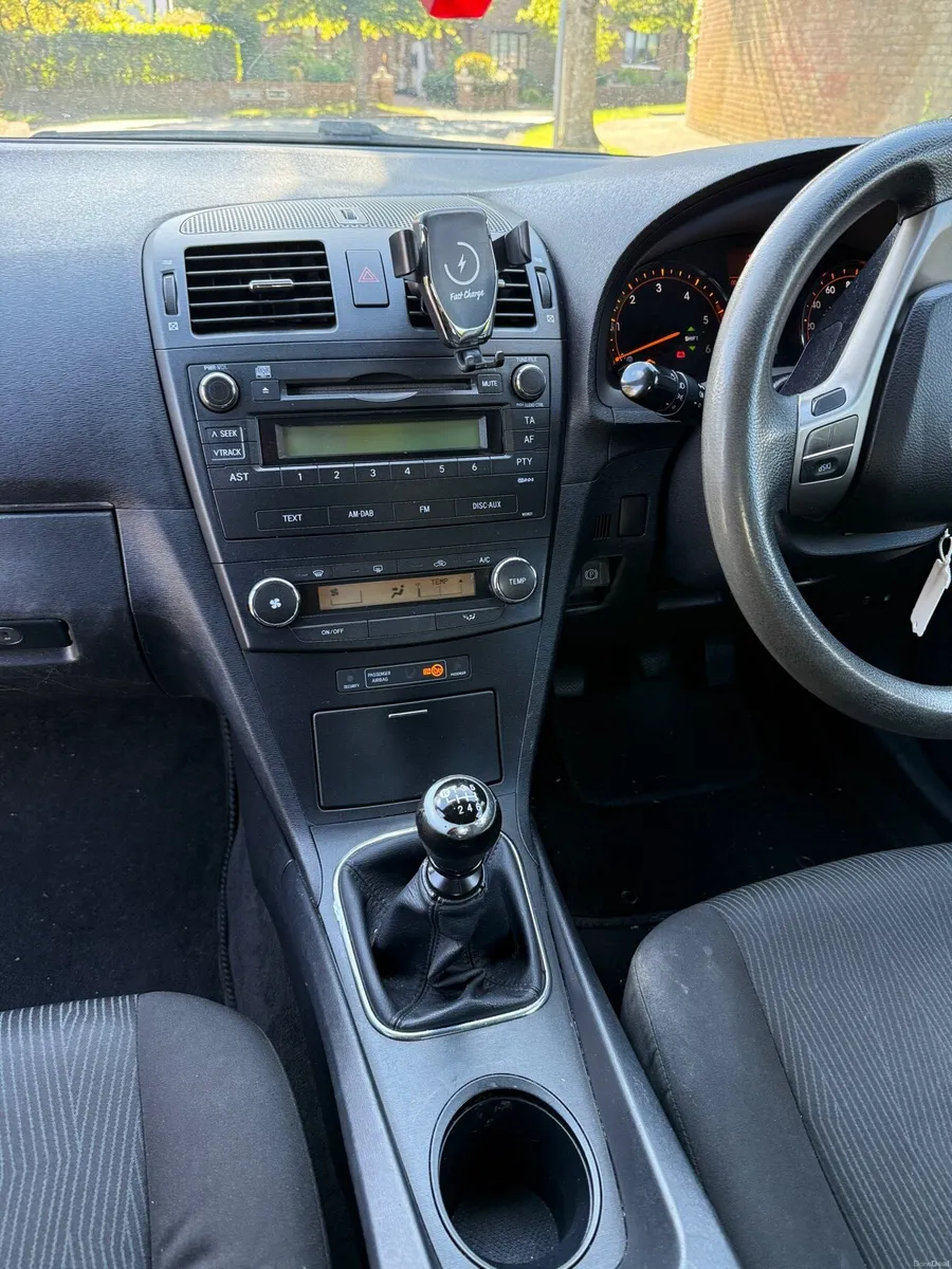 Toyota Avensis 2009 - Image 6