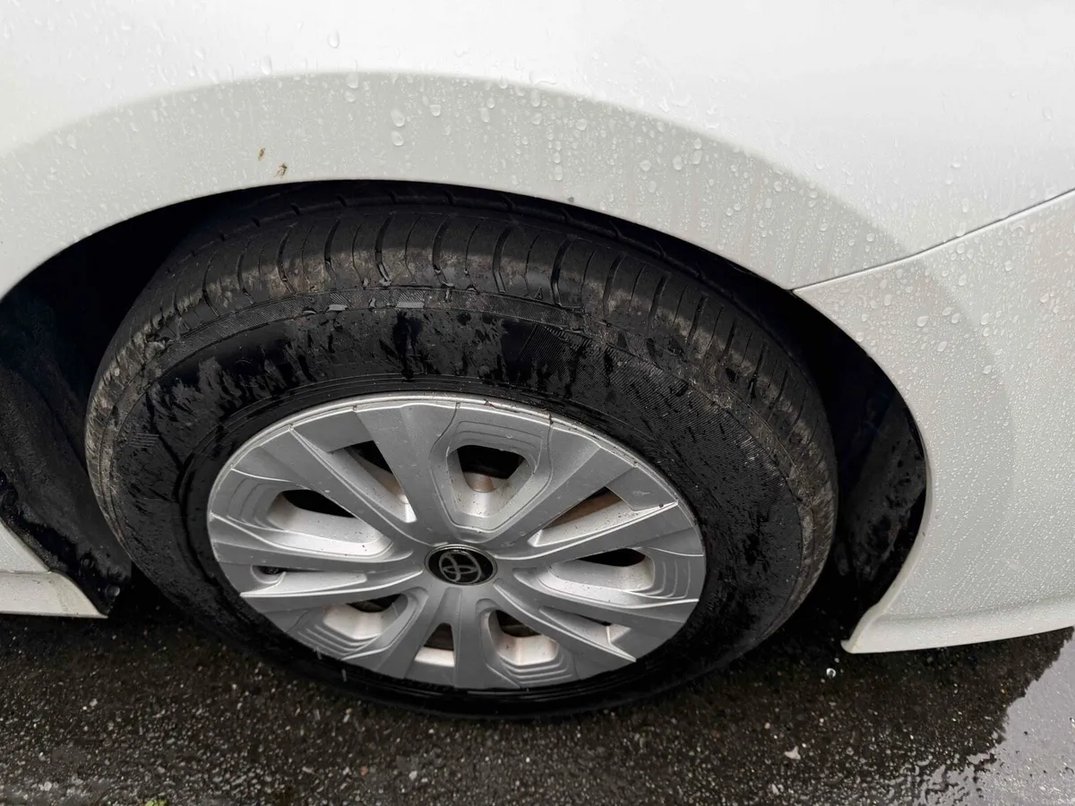 222 Toyota Prius Hybrid arriving soon 24/9/26 - Image 4