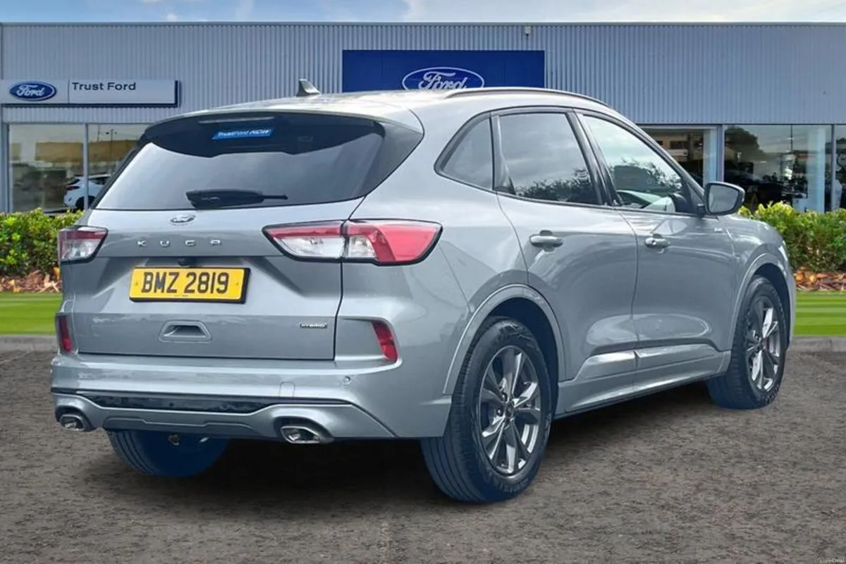 Ford Kuga 2.5 FHEV ST-Line Edition 5dr CVT - REVER - Image 4