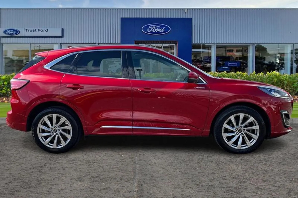 Ford Kuga 2.5h Duratec Vignale SUV 5dr - FULL HIST - Image 3