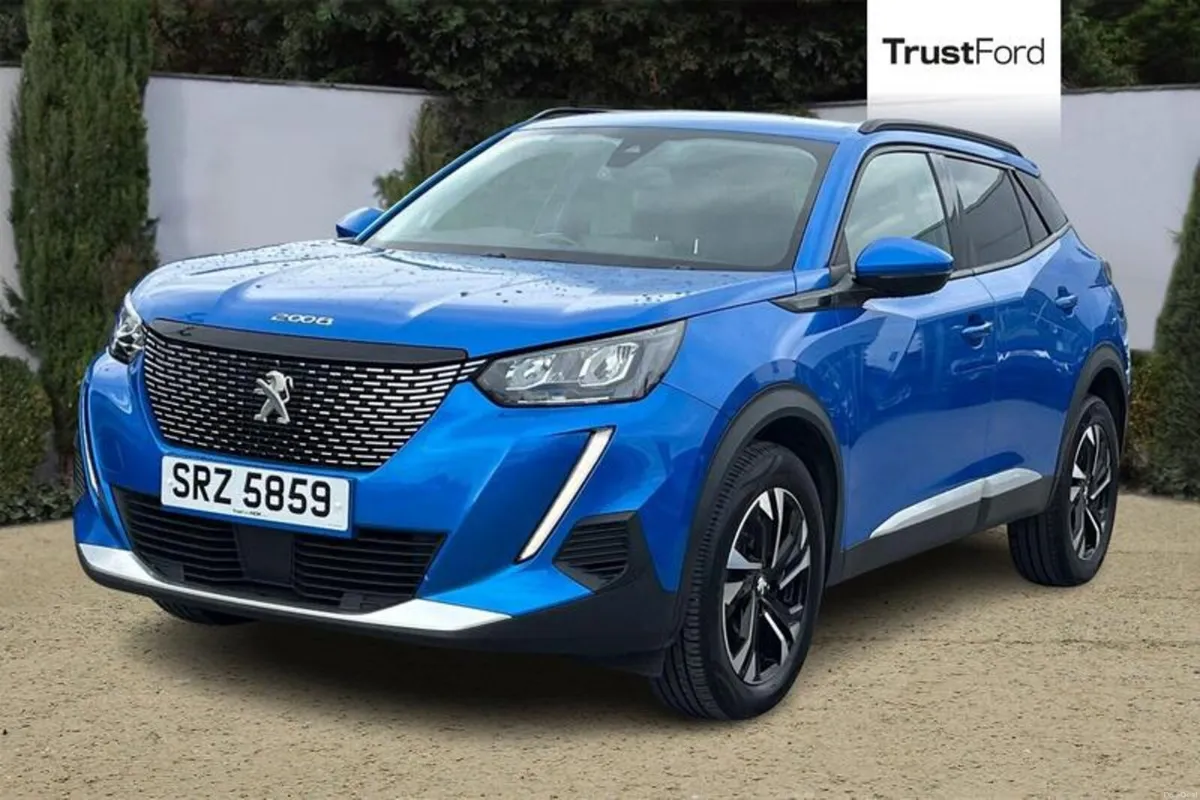 Peugeot 2008 1.5 BlueHDi 110 Allure 5dr **REAR REV - Image 5