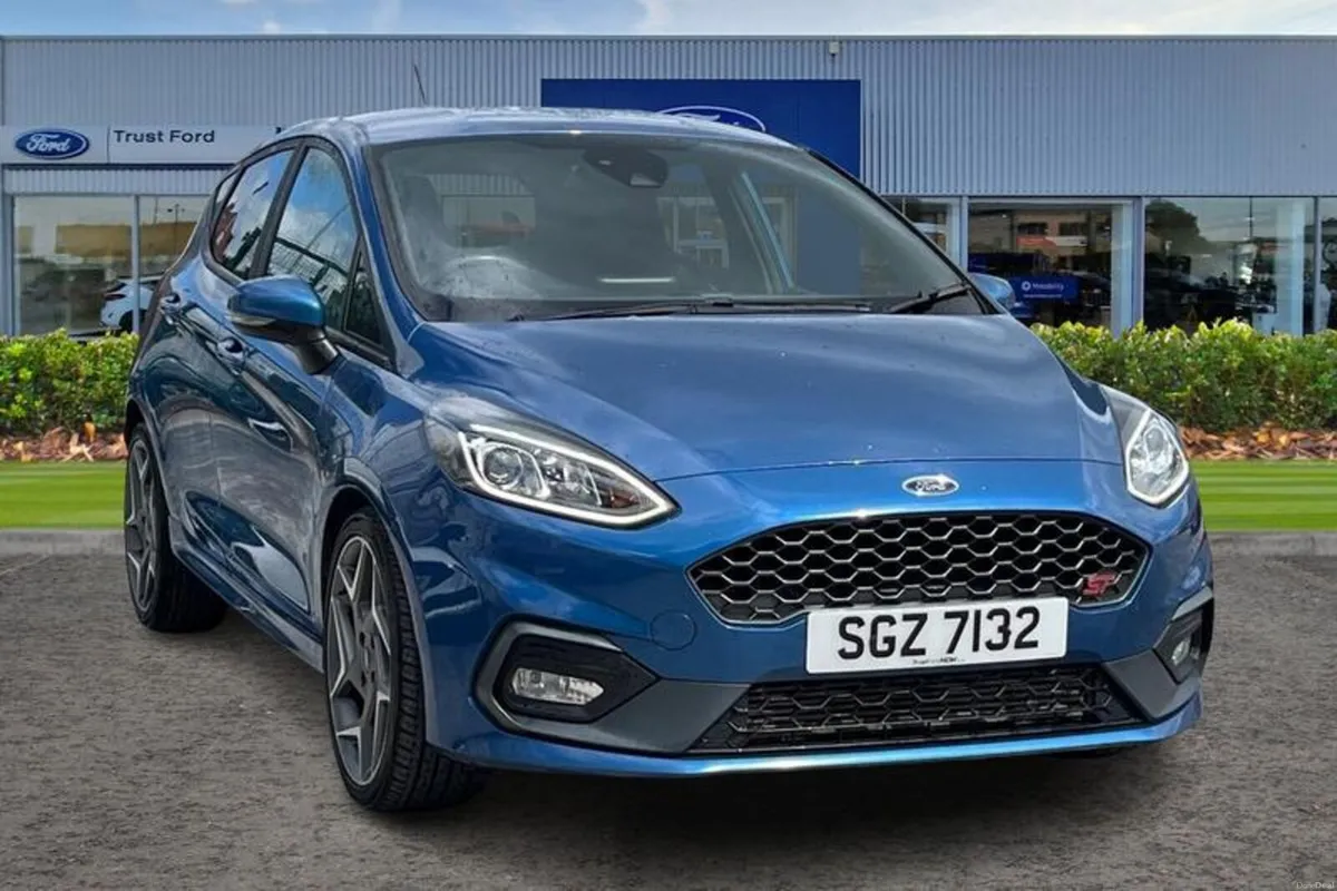 Ford Fiesta 1.5 EcoBoost ST-3 5dr - Image 1