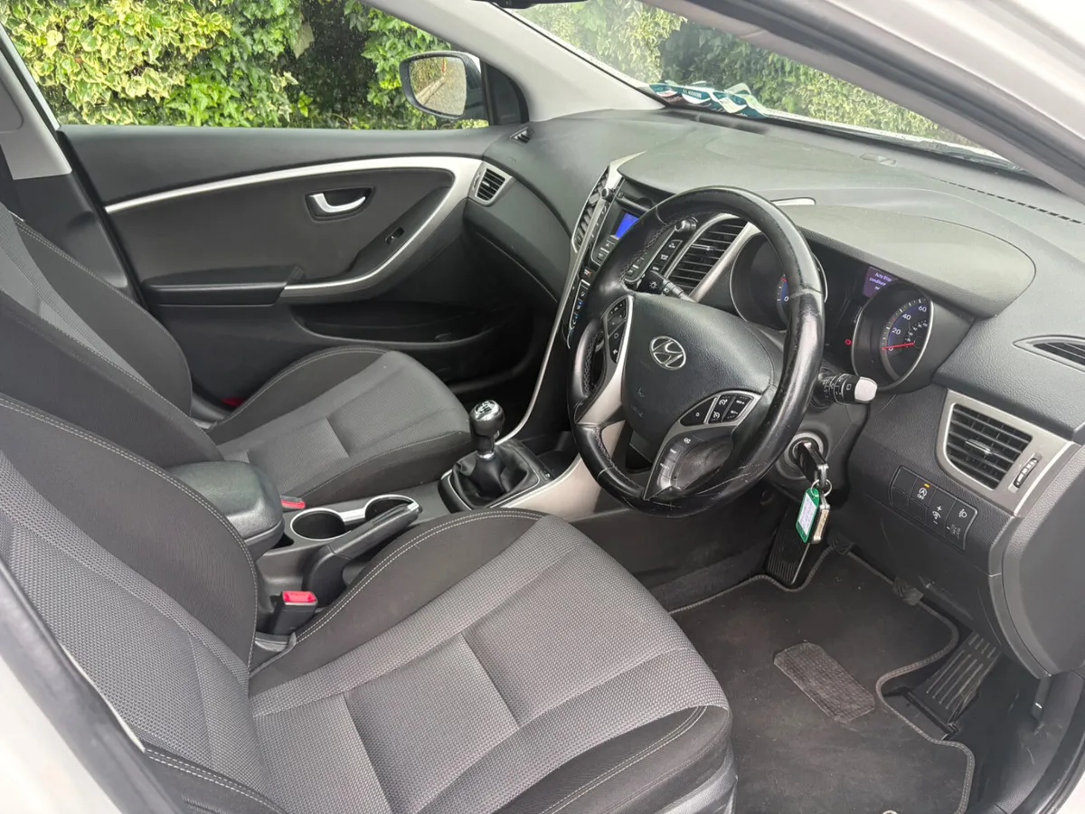 Hyundai i30 2016 1.6 Diesel - Image 6