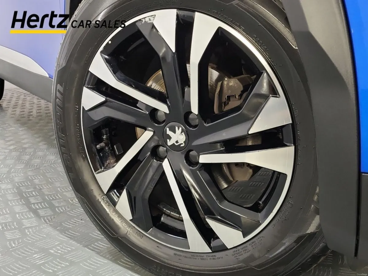 Peugeot 2008 Allure 1.2 Petrol Manual - Image 6