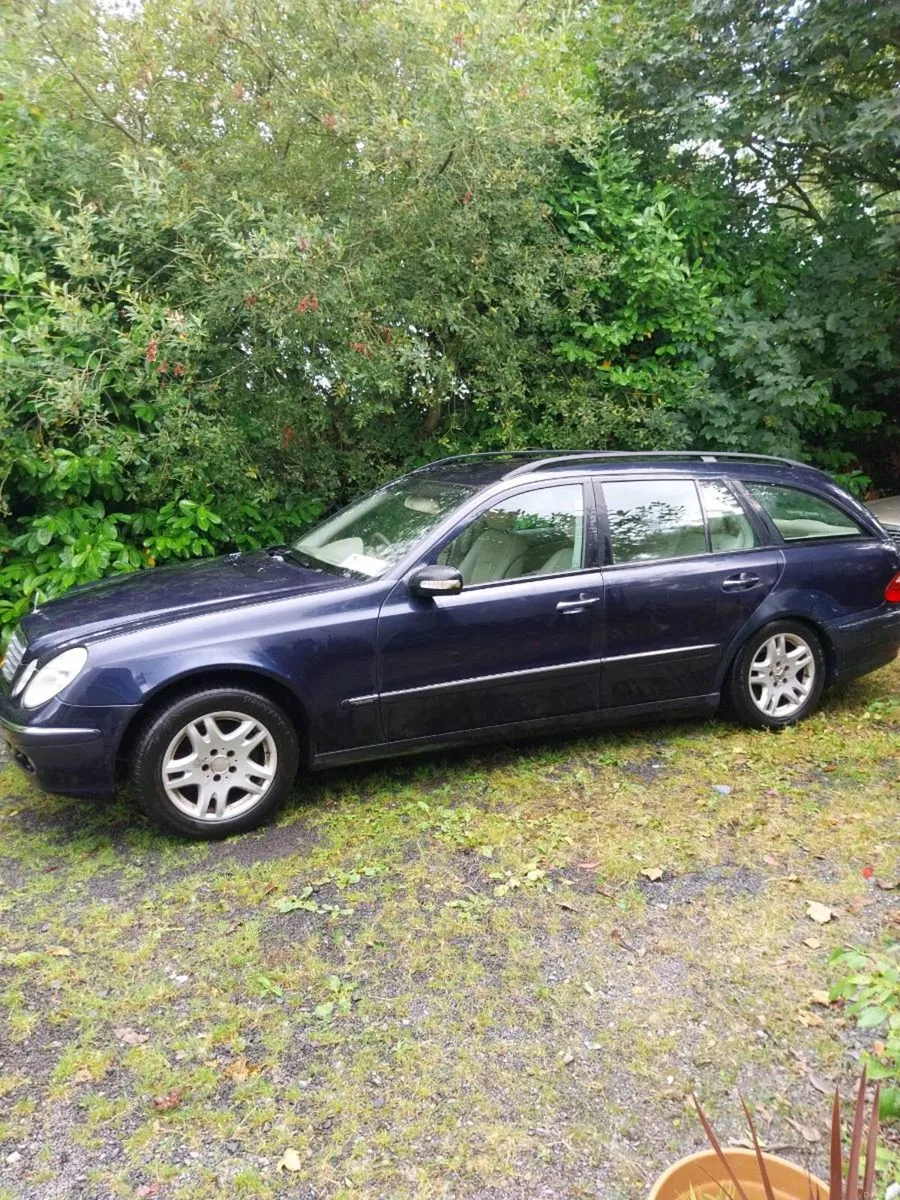 Mercedes e200 2005 estate - Image 3