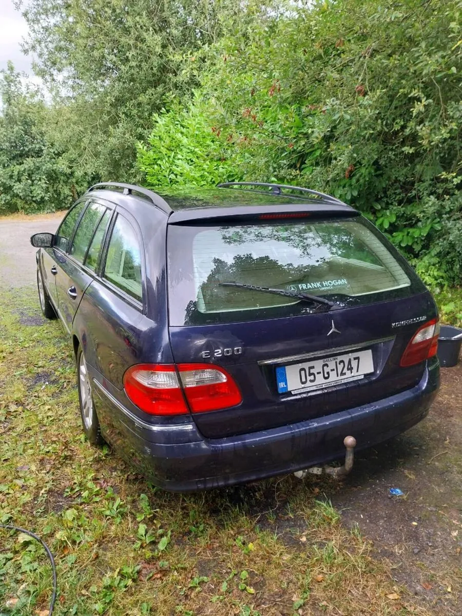 Mercedes e200 2005 estate - Image 5