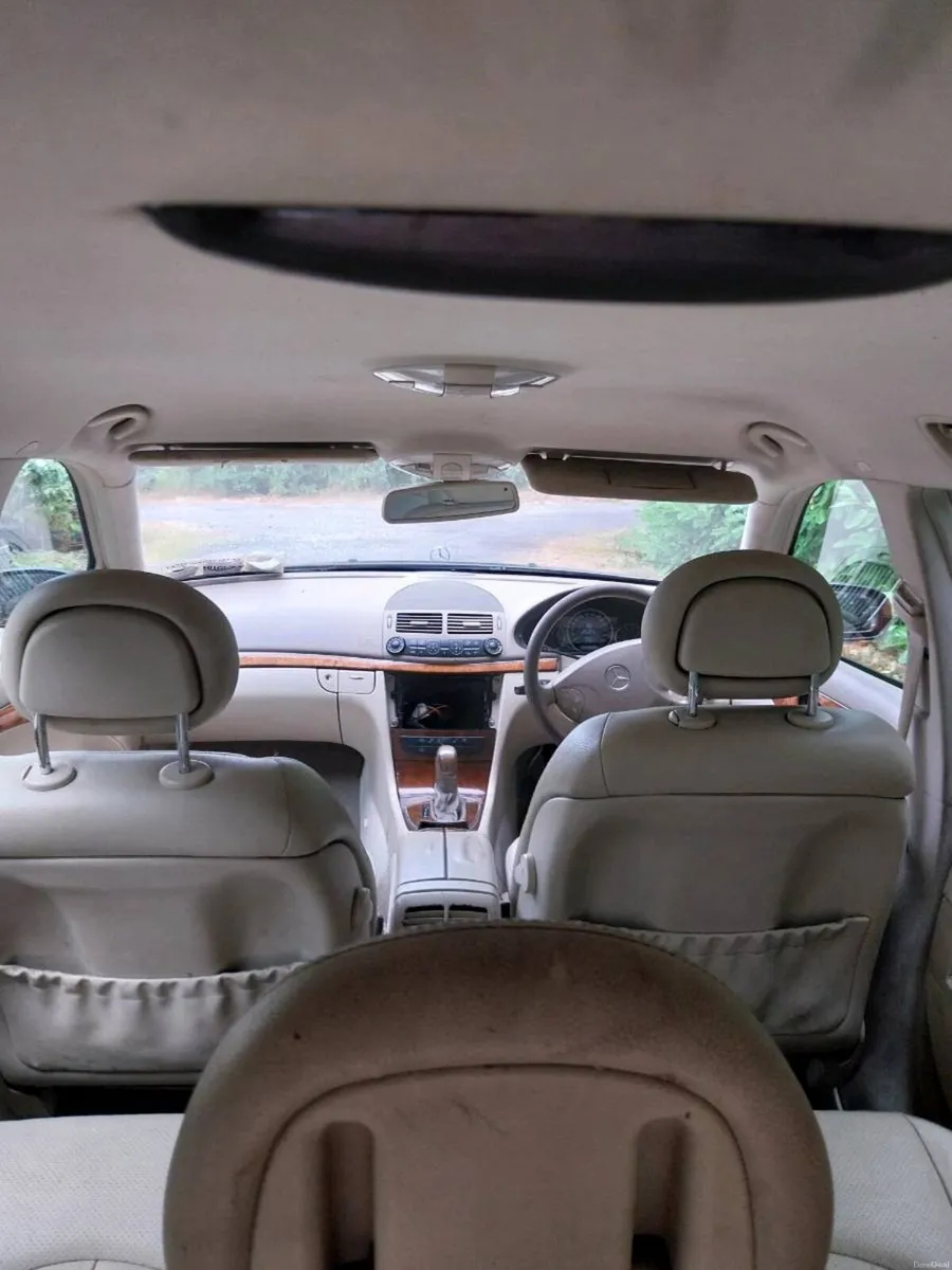 Mercedes e200 2005 estate - Image 6