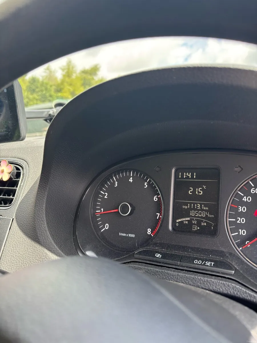 Volkswagen Polo 1.2L petrol - Image 6
