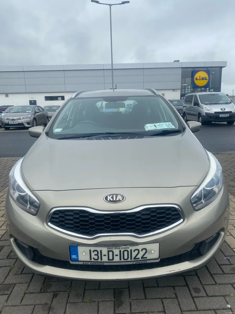 Kia Ceed 2013 1.6  186000 km - Image 1