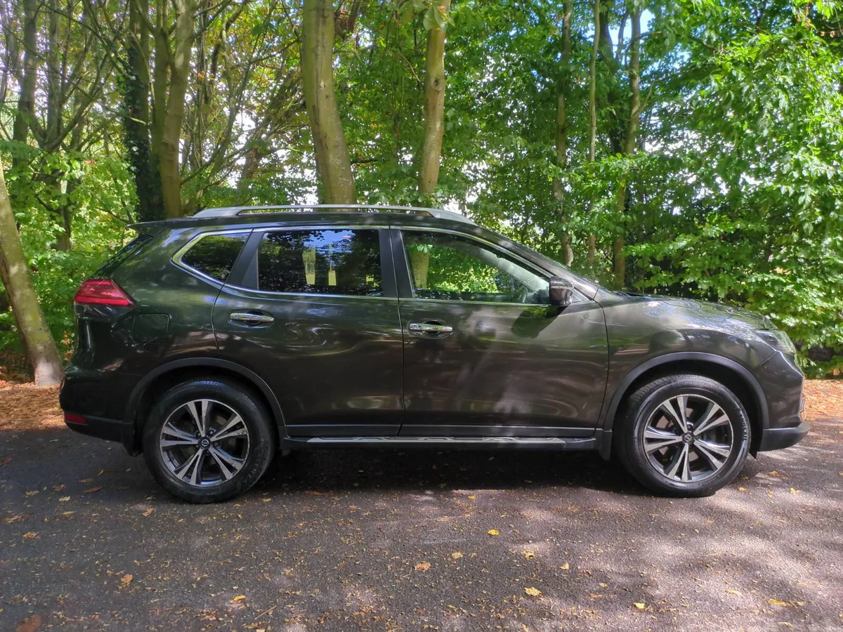 2019 Nissan X-Trail Premium SV* Low kms * - Image 3