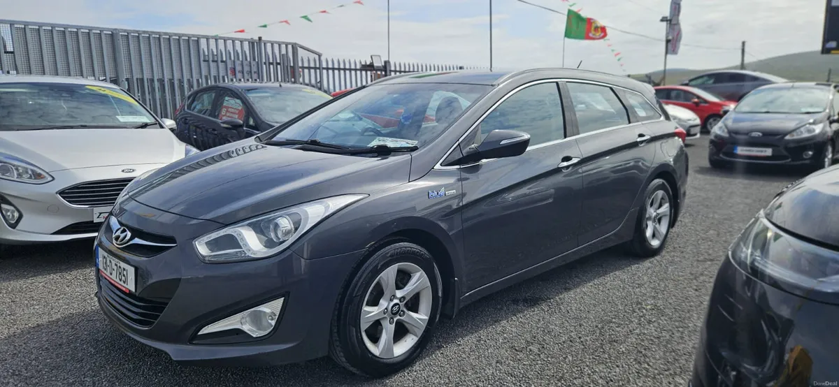 Hyundai i40 2013 - Image 2