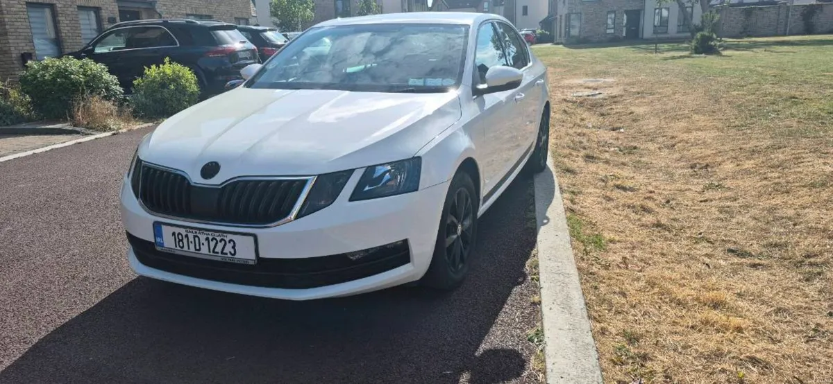 Skoda Octavia 2018, Low mileage, 1 Owner, Auto - Image 5