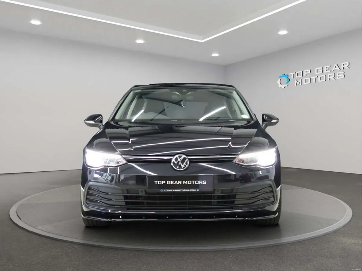 2023 Volkswagen Golf Life 2.0 TDI DSG Automatic - Image 2