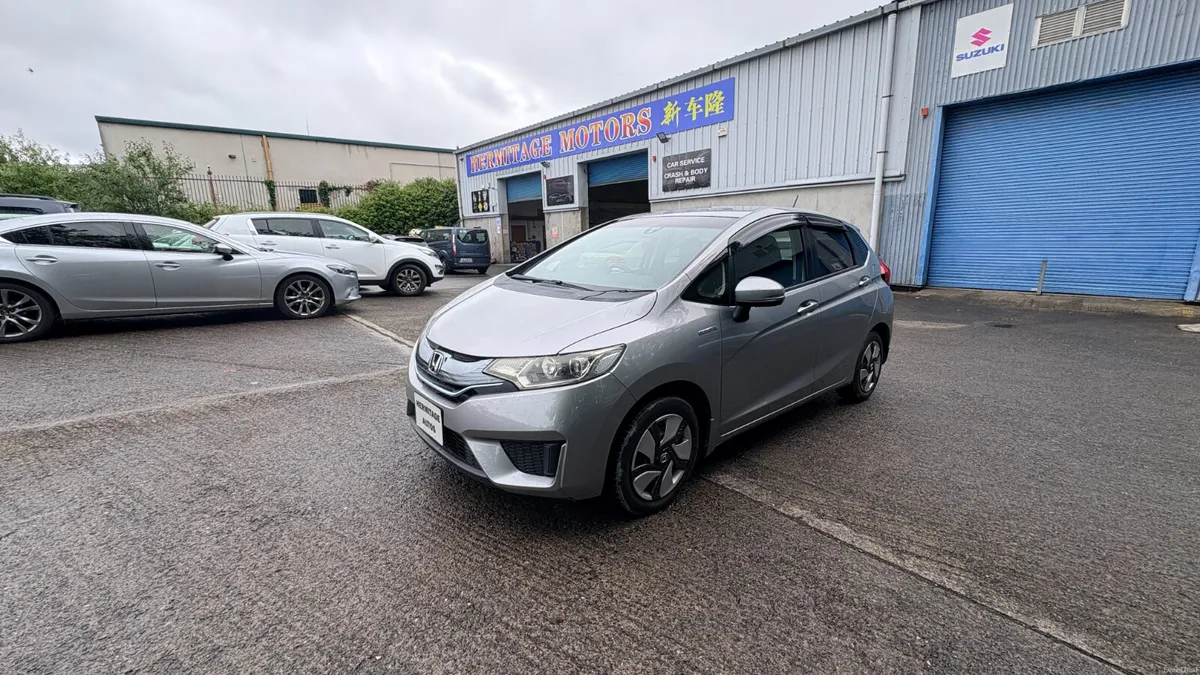 Honda Fit 1.5 Hybrid Petrol 2014 - Image 3