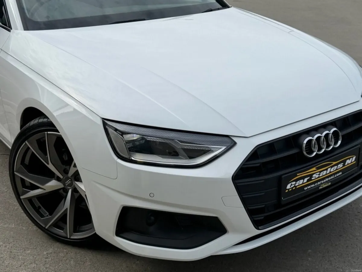 Audi A4 TECHNIK 35 TDI MHEV S- AVANT - Image 5