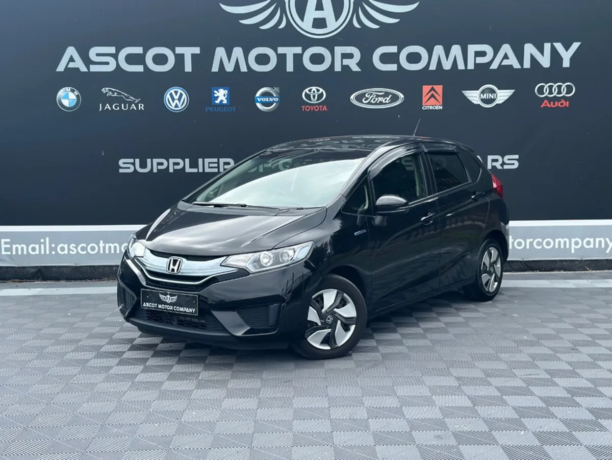 Honda Fit 1.5 Petrol Hybrid - Image 3
