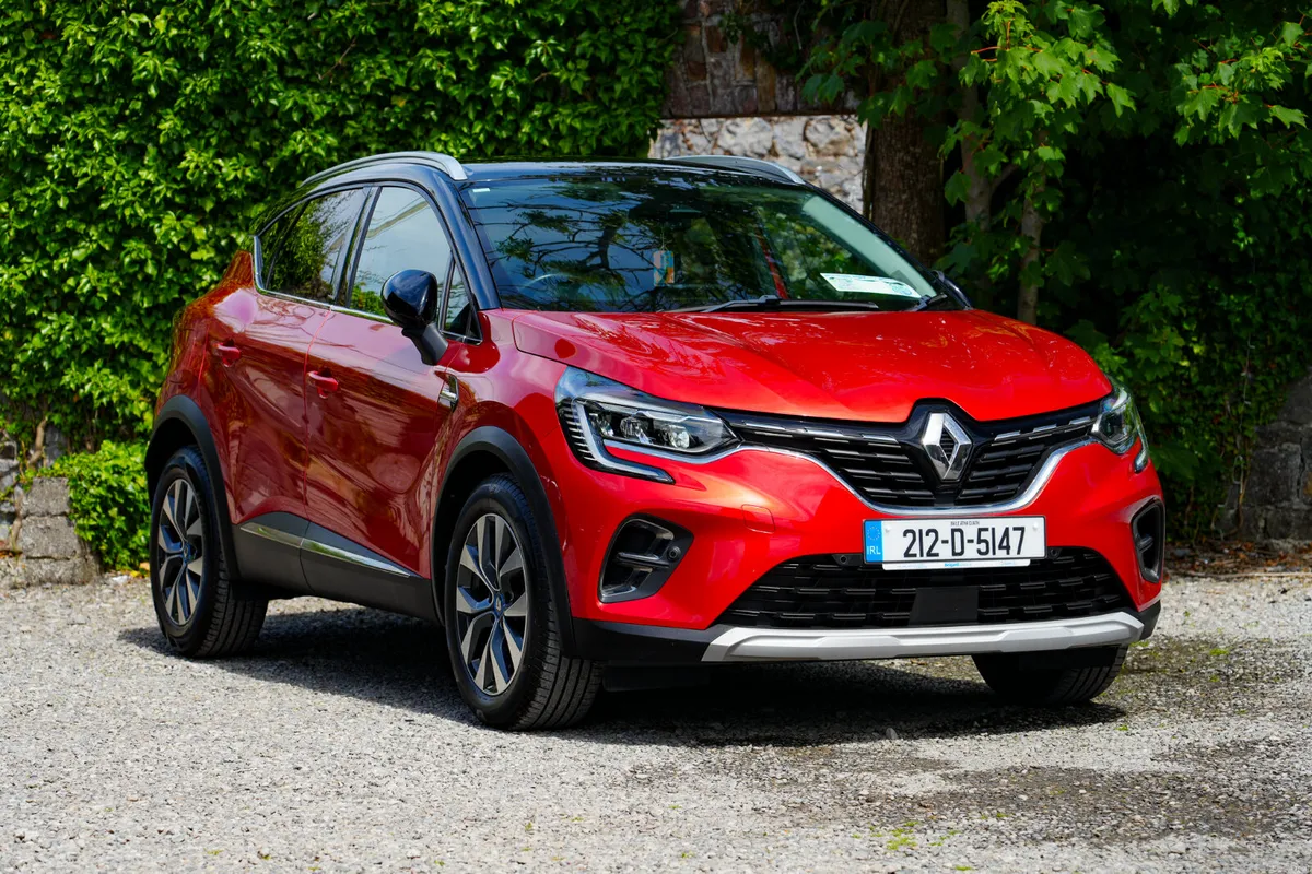 2021 Renault Captur Plug In Hybrid - Image 1