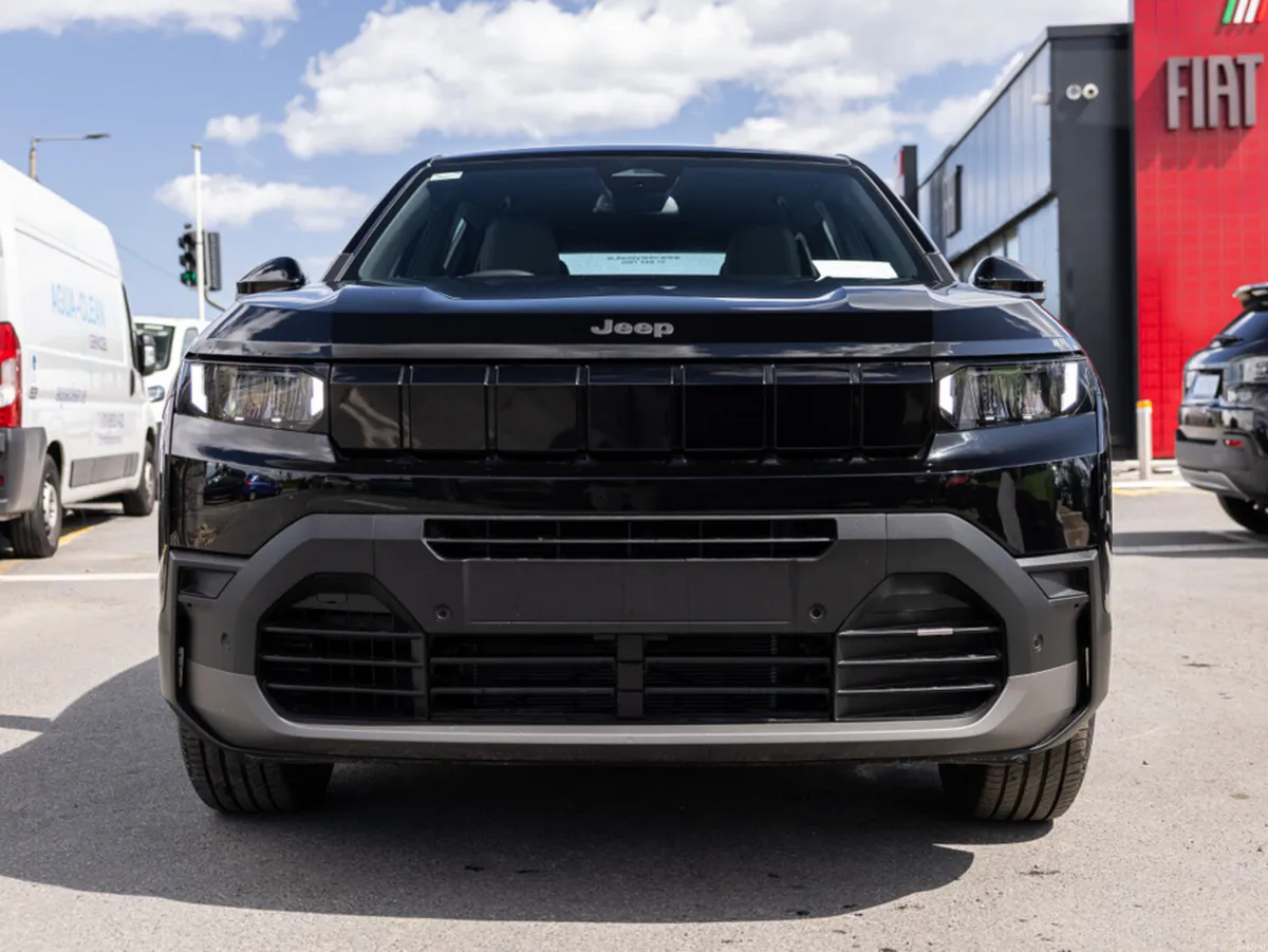 Jeep Compass Altitude - Image 2