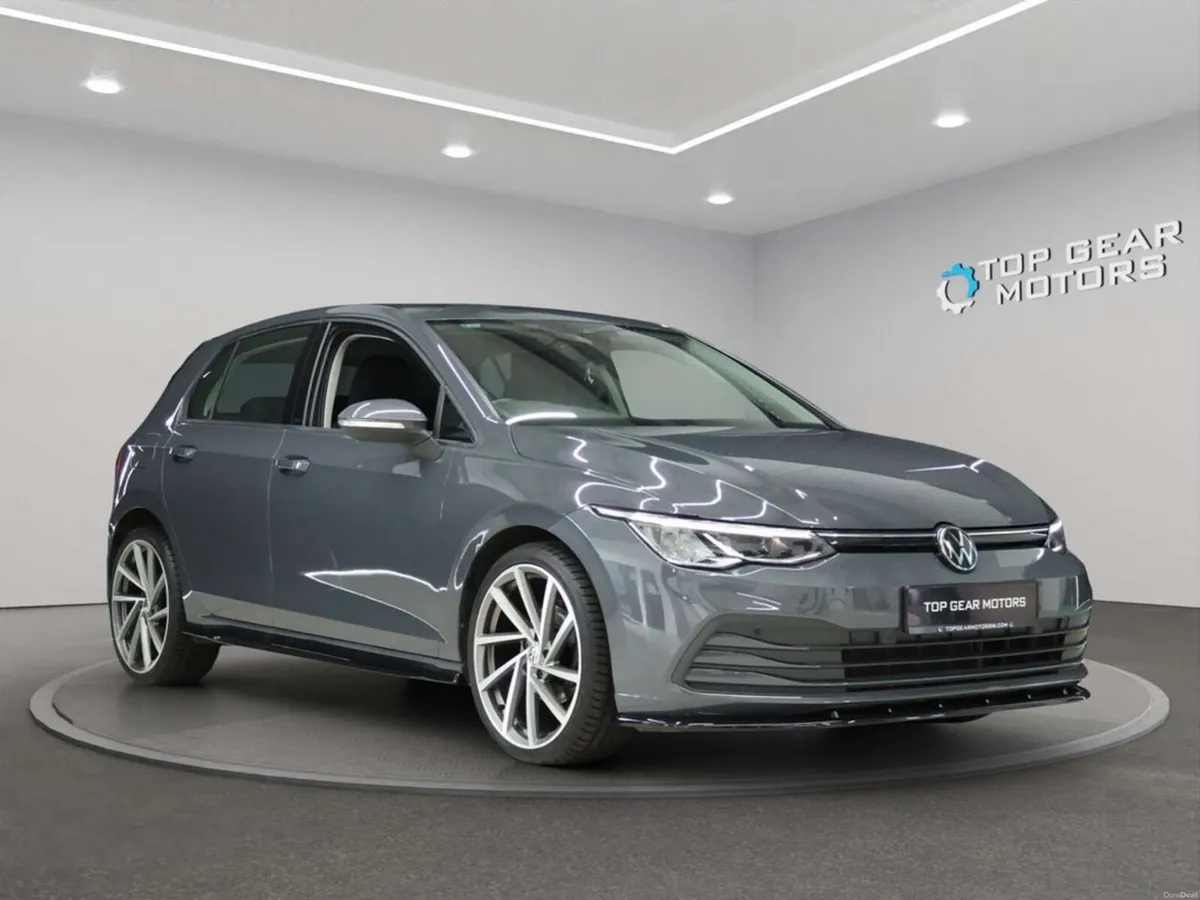 2023 Volkswagen Golf Life 2.0 TDI DSG Automatic - Image 1