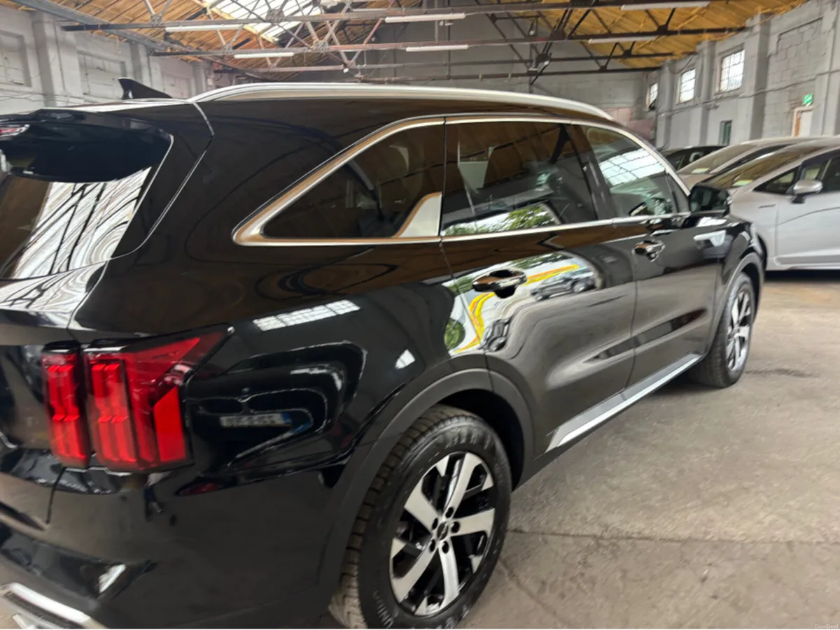 Kia Sorento K4 2WD 5DR AUTO 7 Seater - Image 4