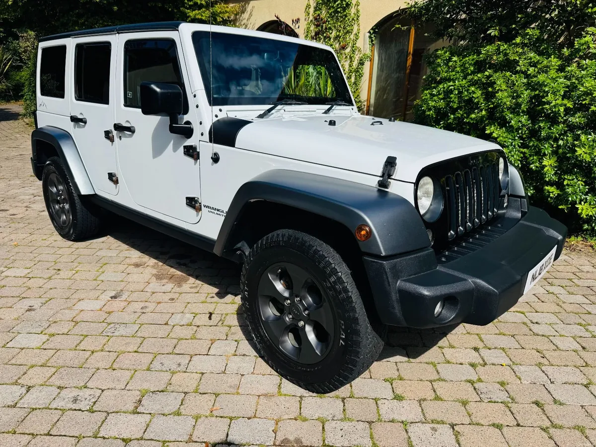 2018 JEEP WRANGLER AUTO NIGHT EDITION NI - Image 2