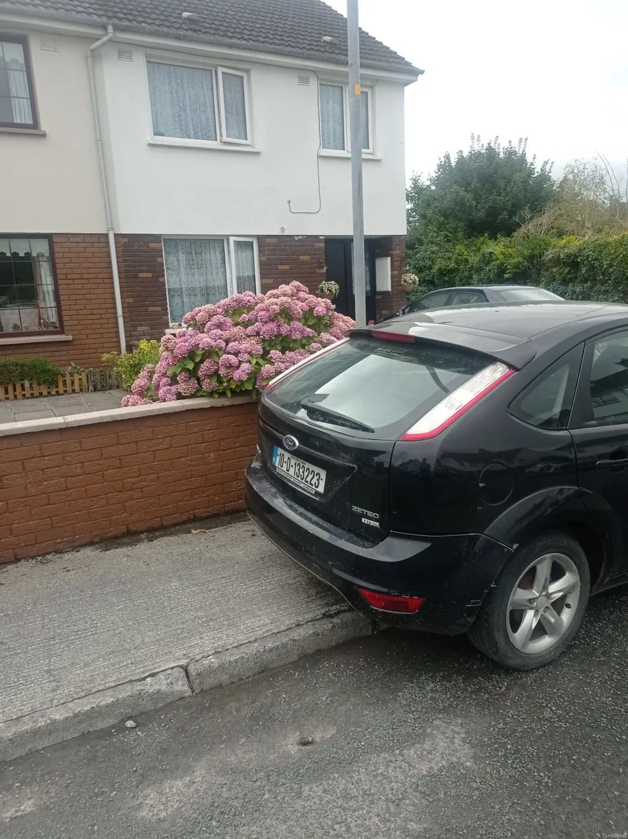Ford Focus 2010 - Image 3