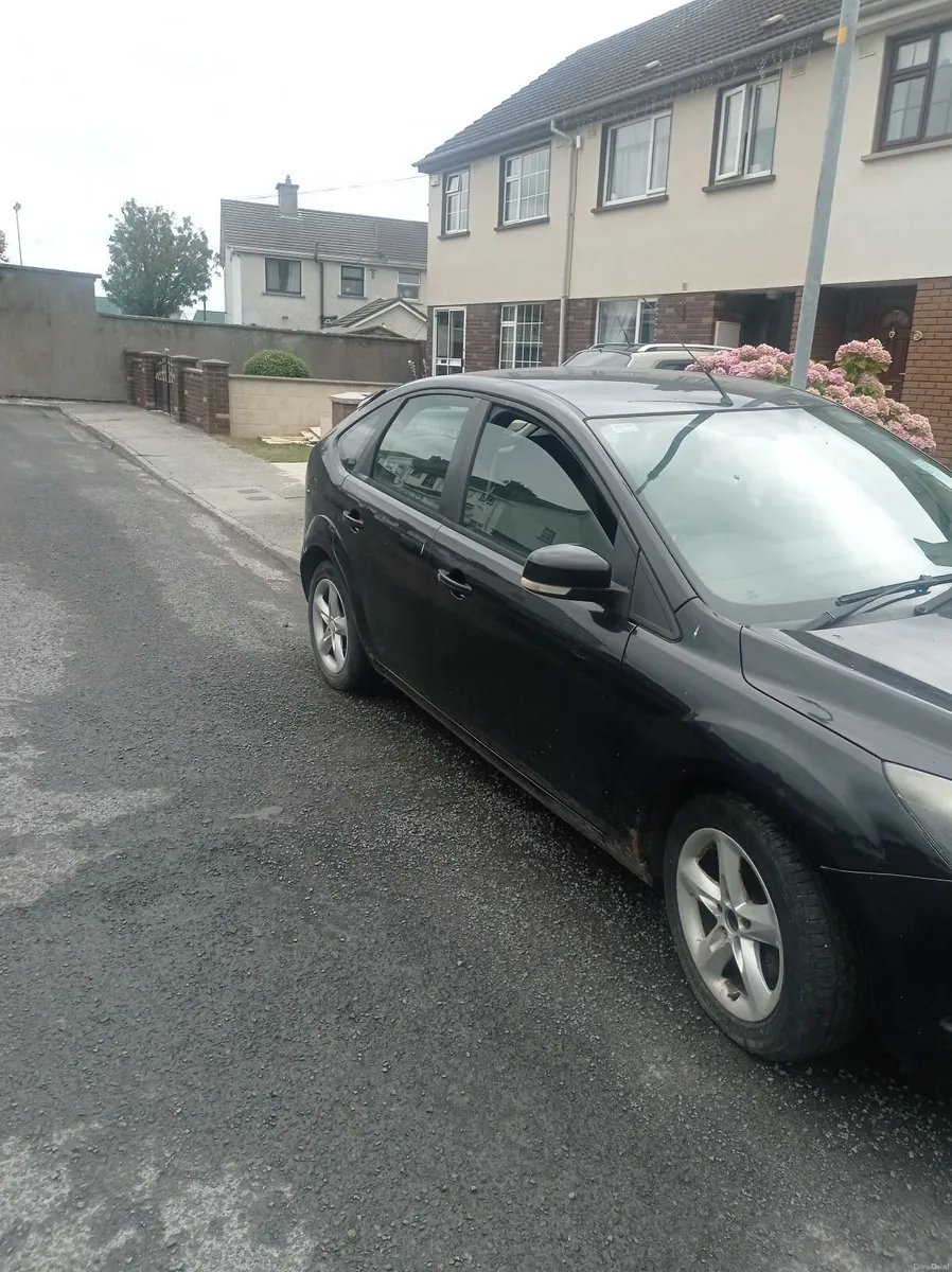 Ford Focus 2010 - Image 6