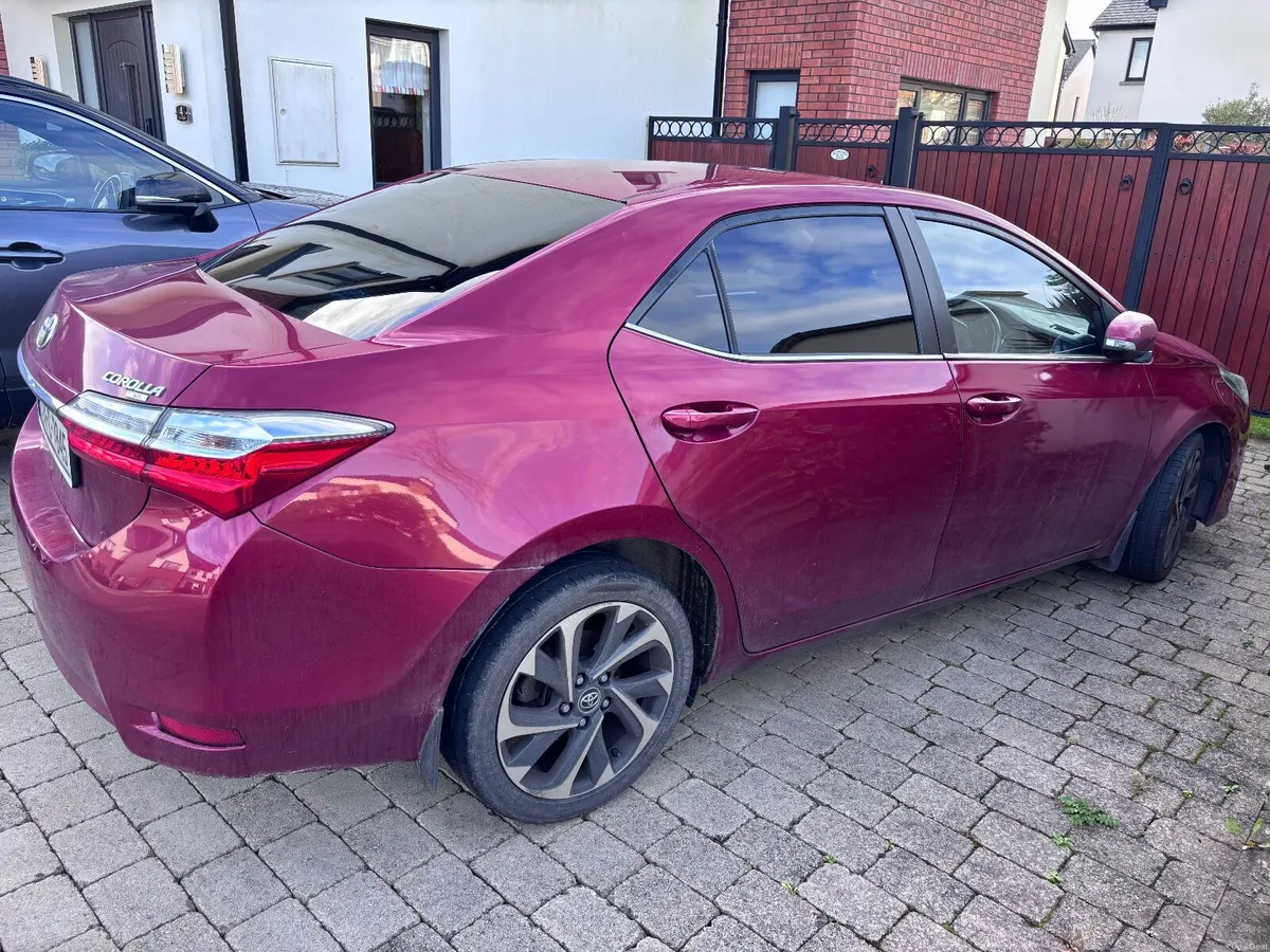 Toyota Corolla 2017 - Image 5