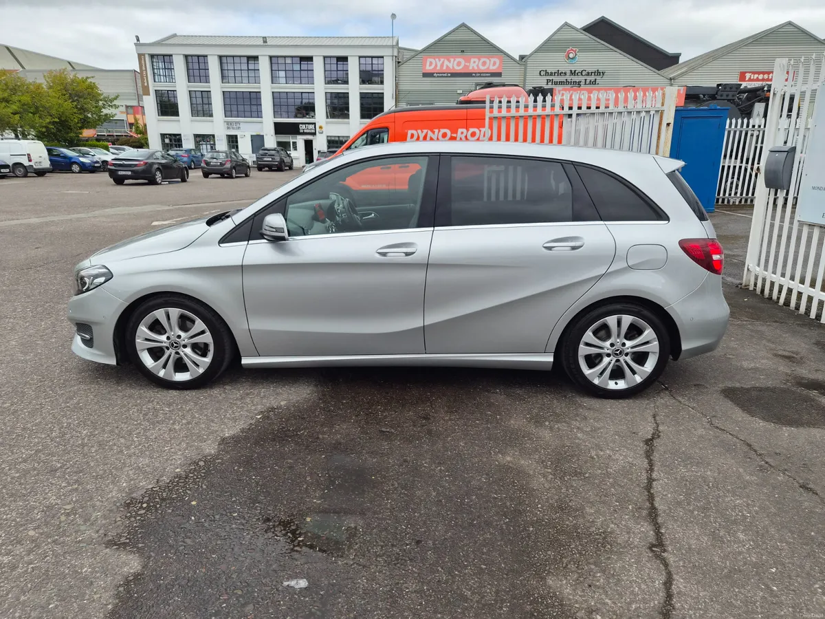Mercedes-Benz B-Class B180 Auto ( Low Km ) - Image 4