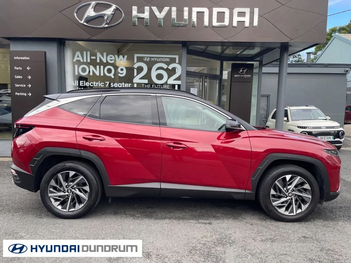 Hyundai Tucson ix35 Executive Plus 2tone 5DR - Image 3