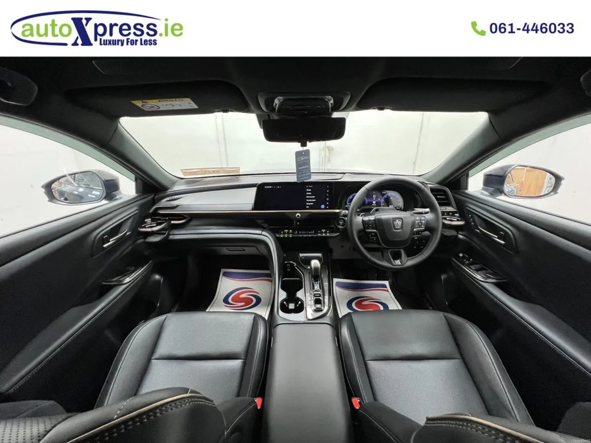 Toyota Crown 4 WD ESTATE, 360 camera, Ultra Low mi - Image 2