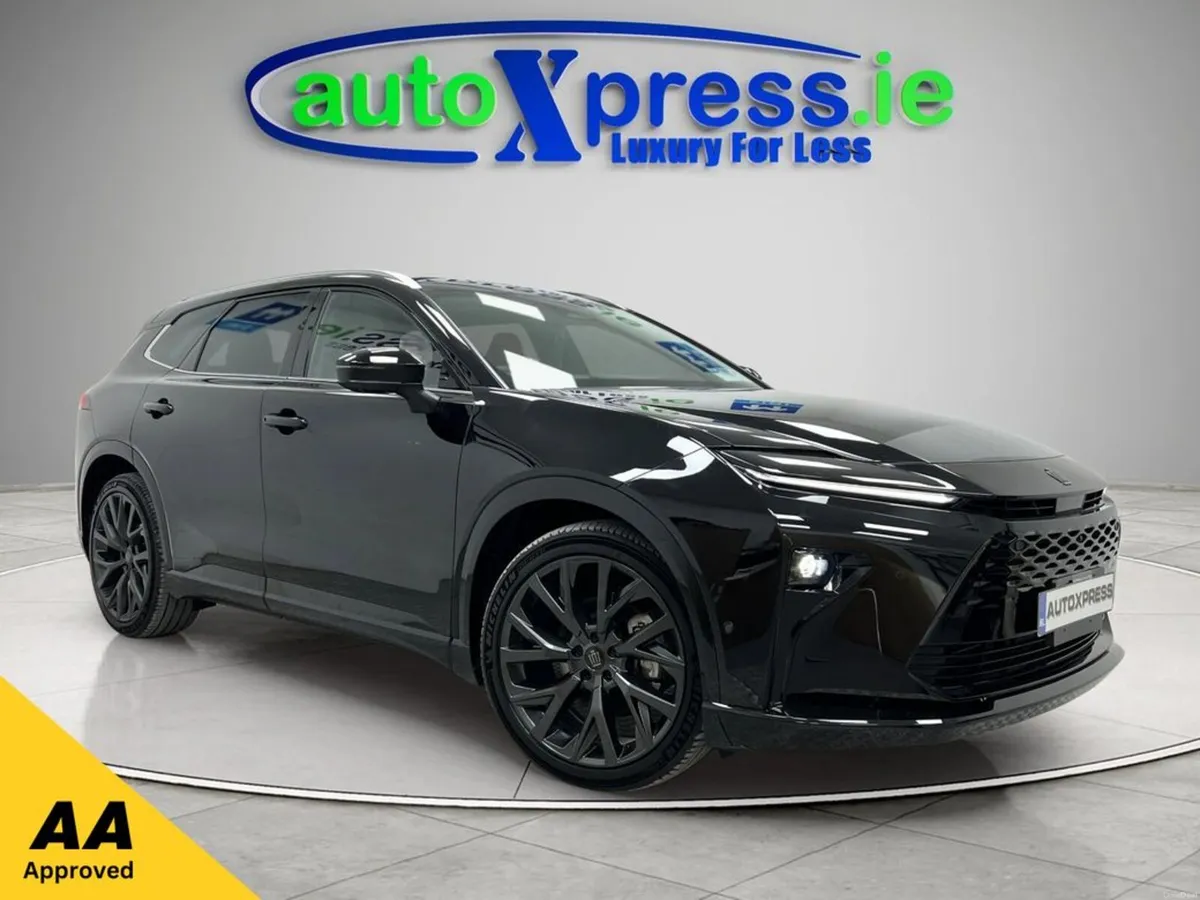 Toyota Crown NEW 4WD ESTATE, Hybrid, - Image 1