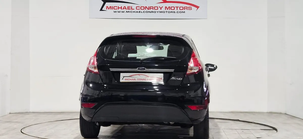 Ford Fiesta ZETEC - FINANCE AVAILABLE - Image 4