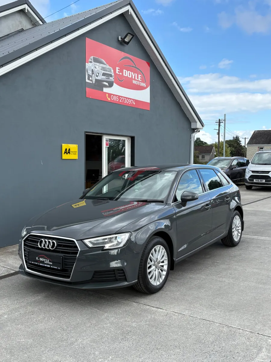 2017 Audi A3 Technik Auto - Image 3