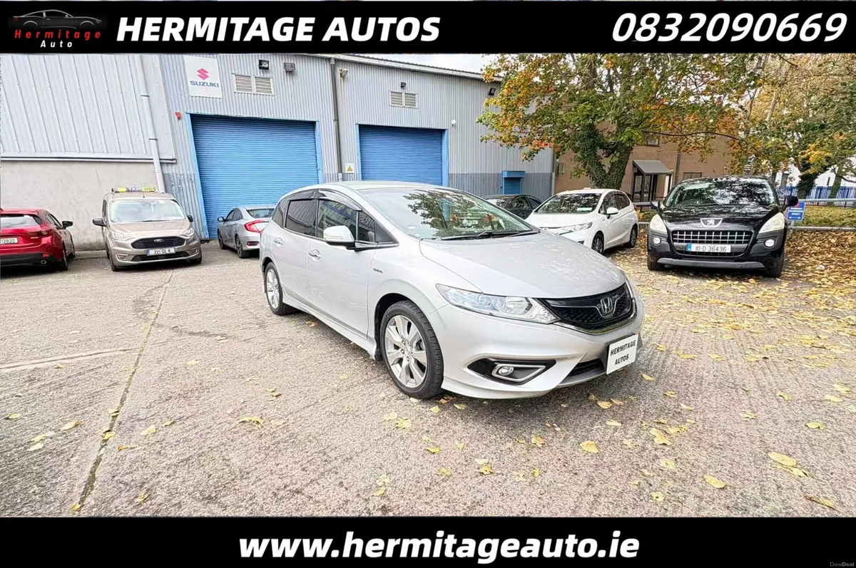 Honda Jade1.5 Hybrid Auto 6 SEATER 2015 - Image 1