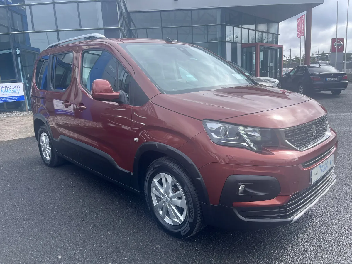 Peugeot Rifter 2019 Wheelchair Access - Image 1