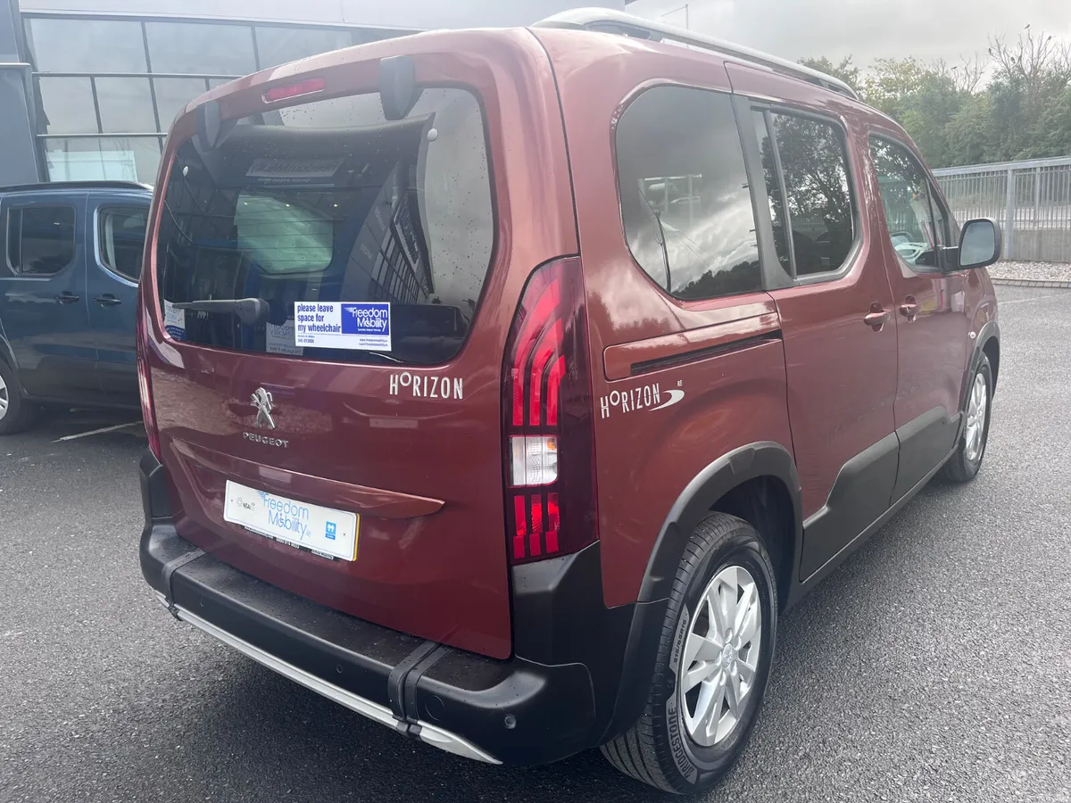 Peugeot Rifter 2019 Wheelchair Access - Image 6