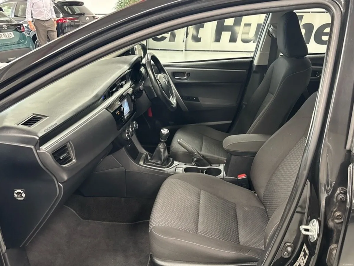 Toyota Corolla COROLLA 1.4 D-4D LUNA - Image 6