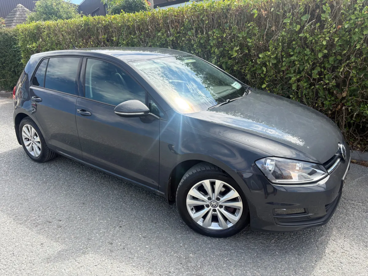 Volkswagen Golf  2017 1.2(Irish Car only 14,850km) - Image 4