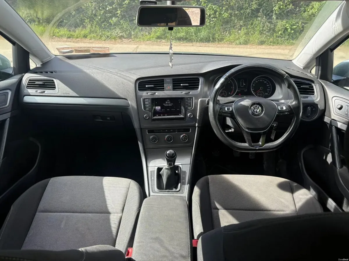 Volkswagen Golf 2015 - Image 2