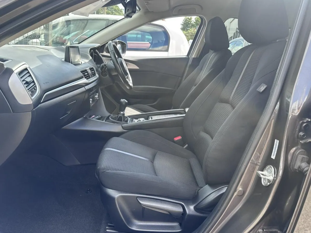 Mazda Mazda3 2018 - Image 5