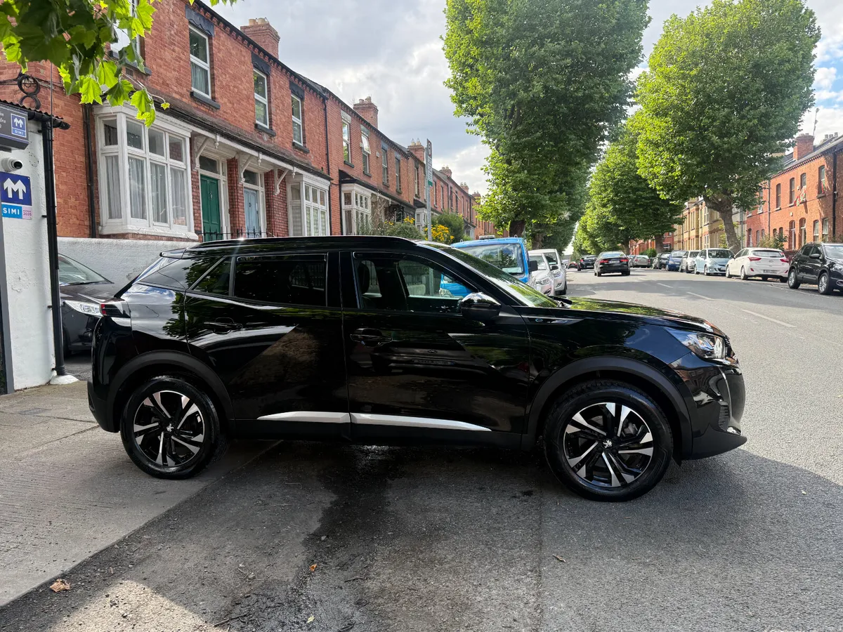 2023 Peugeot 2008, Electric, Allure Premium Plus, - Image 4