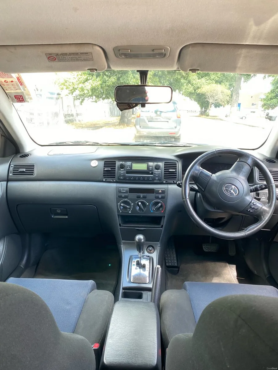 Toyota Corolla automatic - Image 6