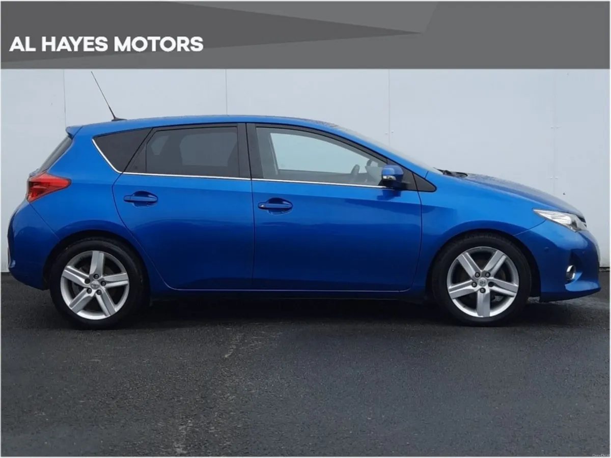 Toyota Auris 1.4 D-4D EXCEL S/S 5DR - Image 6
