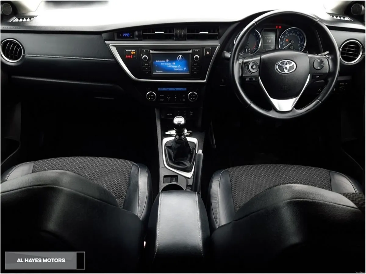 Toyota Auris 1.4 D-4D EXCEL S/S 5DR - Image 2