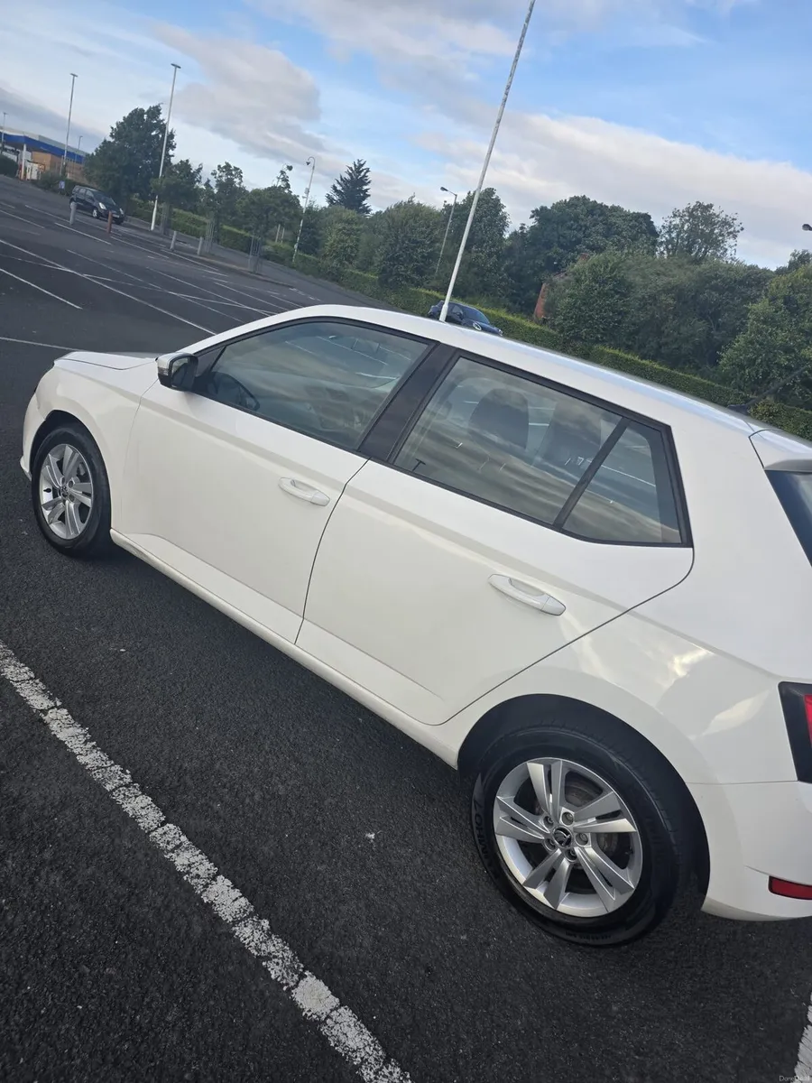 Skoda fabia 2019 - Image 4