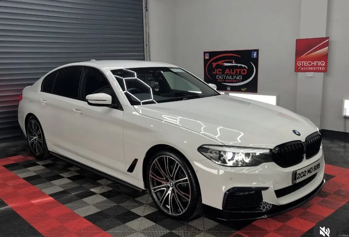 BMW 5-Series 2020 - Image 2